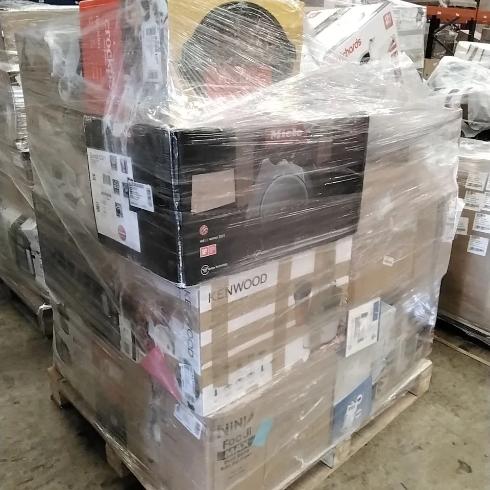 PALLET OF APPROXIMATELY 27 UNPROCESSED RAW RETURN HOUSEHOLD AND ELECTRICAL GOODS TO INCLUDE;