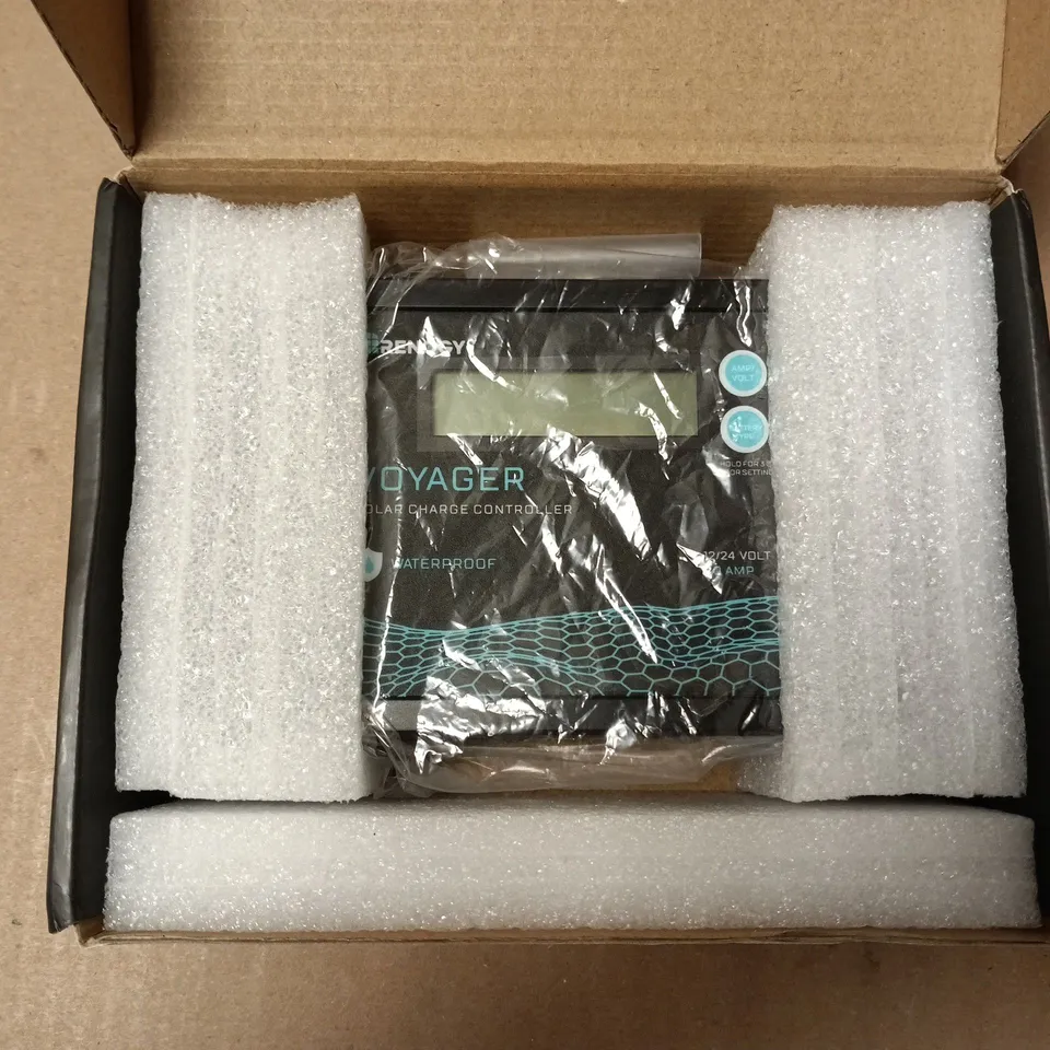 BOXED RENOGY VOYAGER WATERPROOF SOLAR CHARGE CONTROLLER