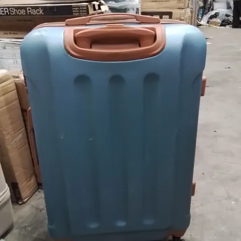 LUGG TRAVEL SUITCASE 