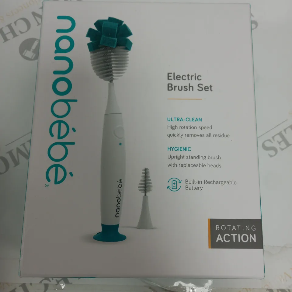 NANOBÉBÉ BOTTLE AND SOOTHER BRUSH 2IN1