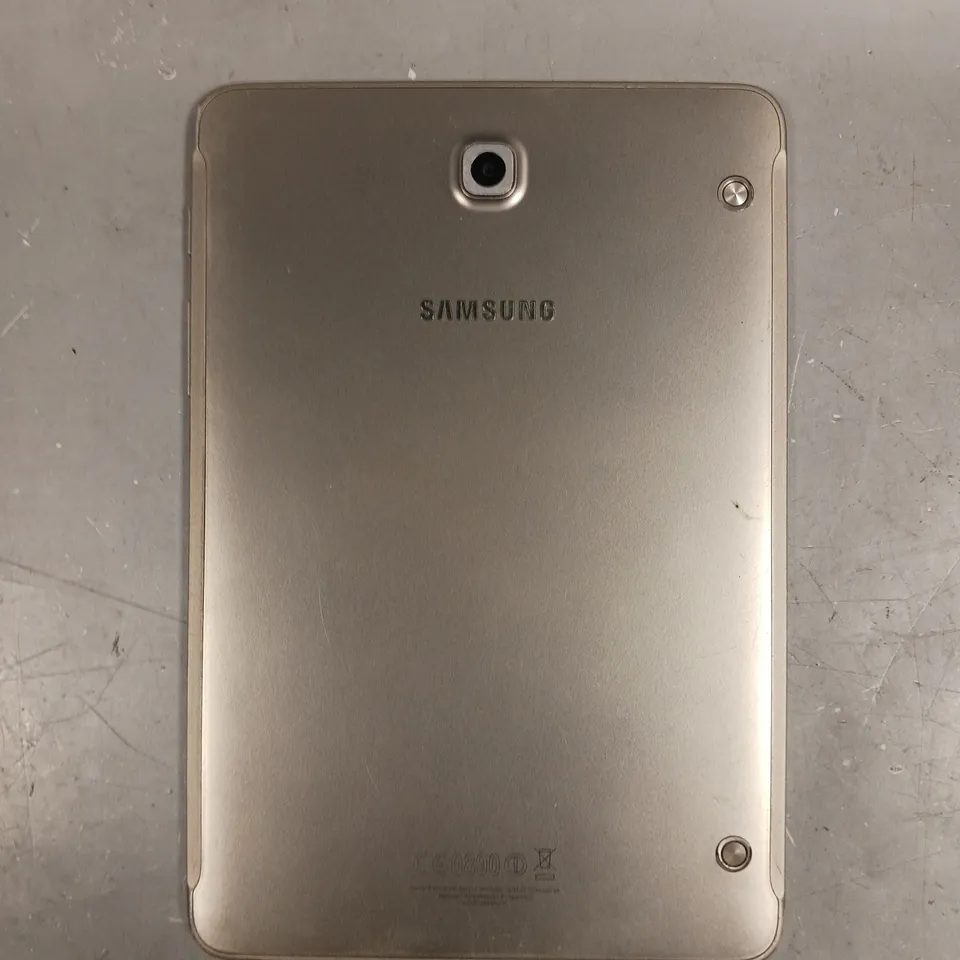 SAMSUNG SM-T713 ANDROID TABLET 