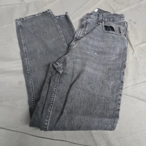 ABERCROMBIE & FITCH JEANS – THE ’90S STRAIGHT ULTRA HIGH RISE, UK 27 (US 27)