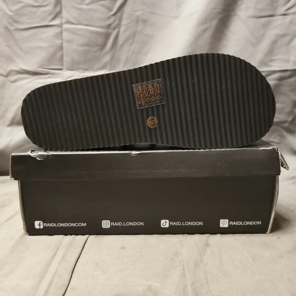 BOXED PAIR OF RAID LONDON PLATFORM STRAPPY SANDALS IN BLACK SIZE UK 9