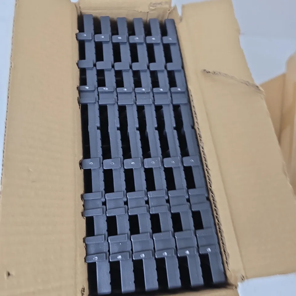 6X MODULAR WALL/FLOOR PANELS