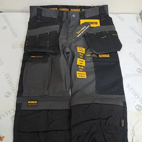 DEWALT DURABLE CORDURA WORK BLACK PANTS - W30 L29