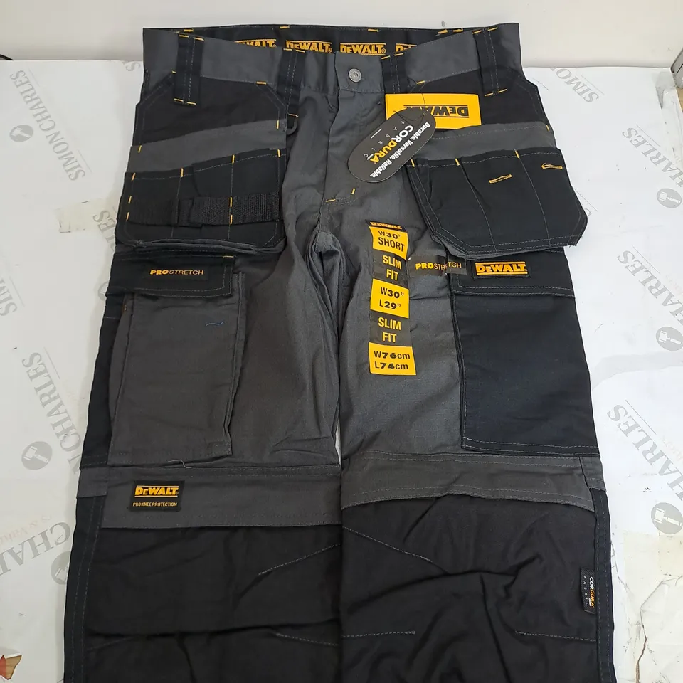 DEWALT DURABLE CORDURA WORK BLACK PANTS - W30 L29