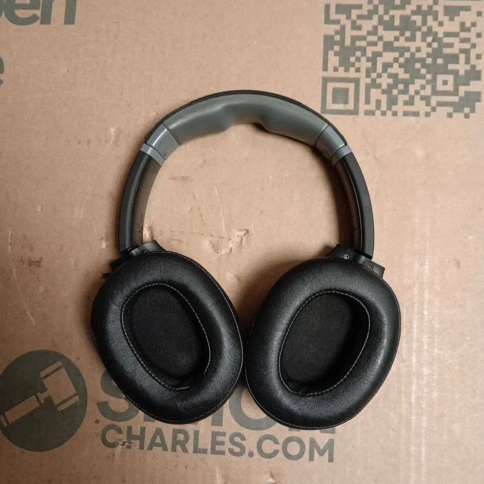 SKULLCANDY CRUSHER EVO WIRELESS HEADPHONES – TRUE BLACK - BOXED 