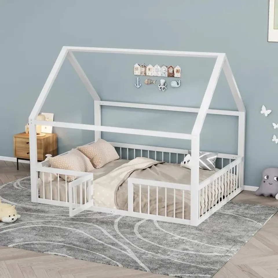 BOXED CHILDREN'S PLAYPEN / SLEEP AREA (2 BOXES)