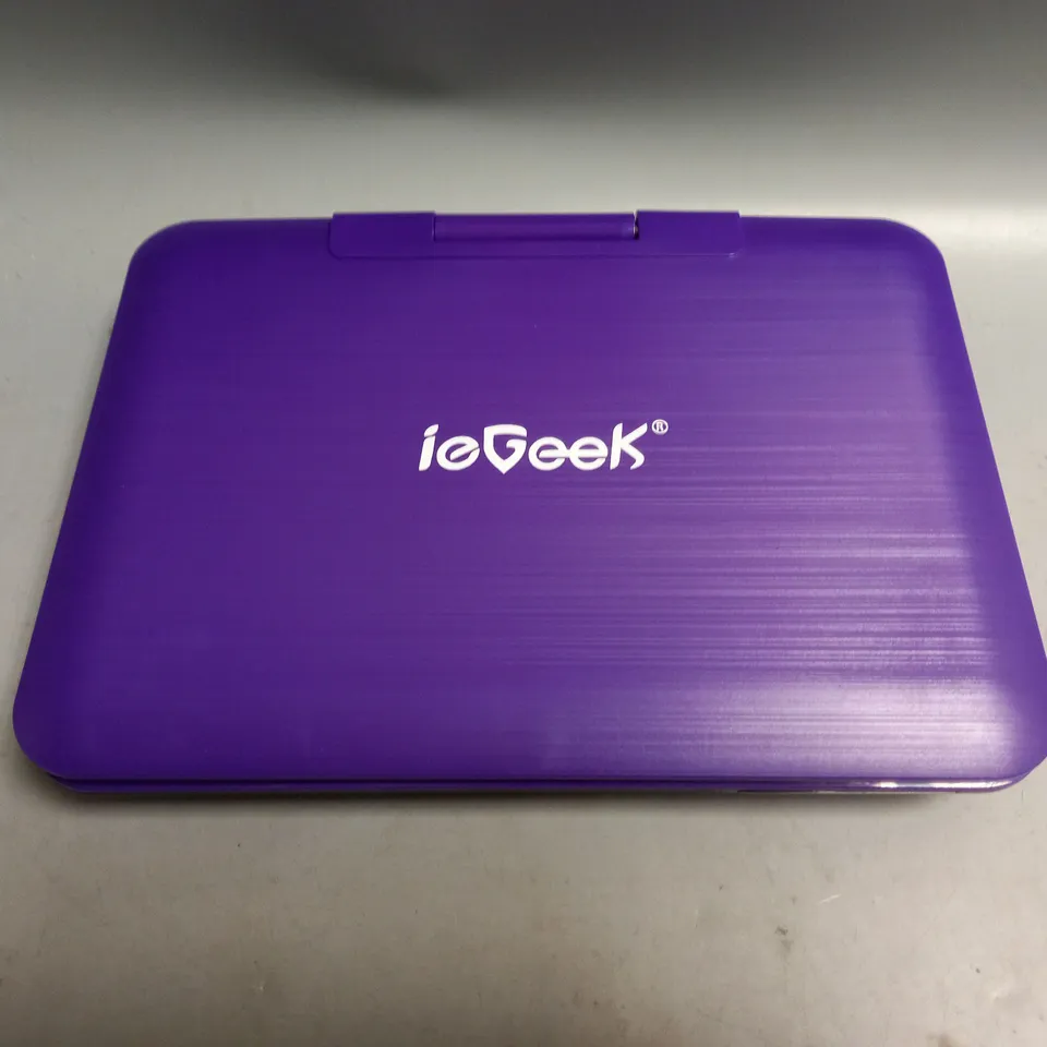 BOXED IEGEEK IK-902 PORTABLE VIDEO PLAYER PURPLE