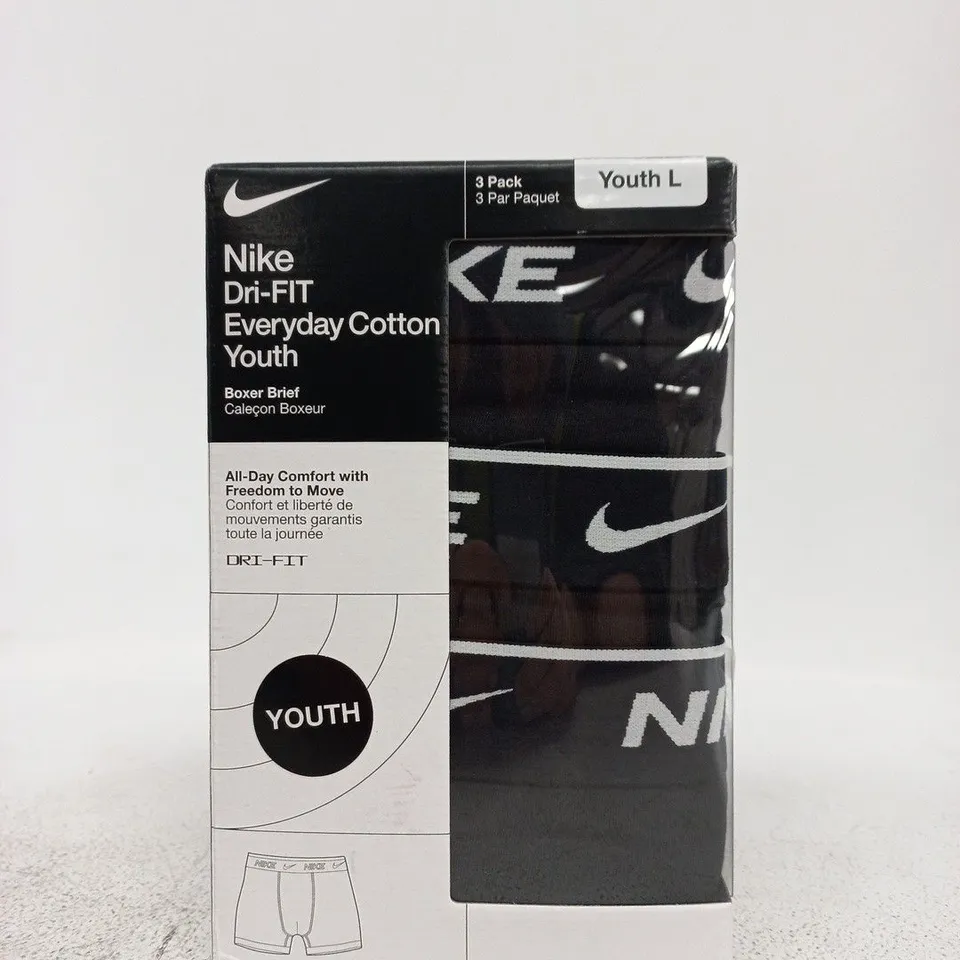 NIKE DRI-FIT EVERYDAY COTTON YOUTH BOXER BRIEFS – YOUTH L 