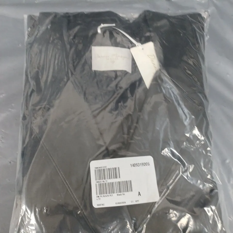 DANNII MINOGUE BLAZER IN BLACK - SIZE 22