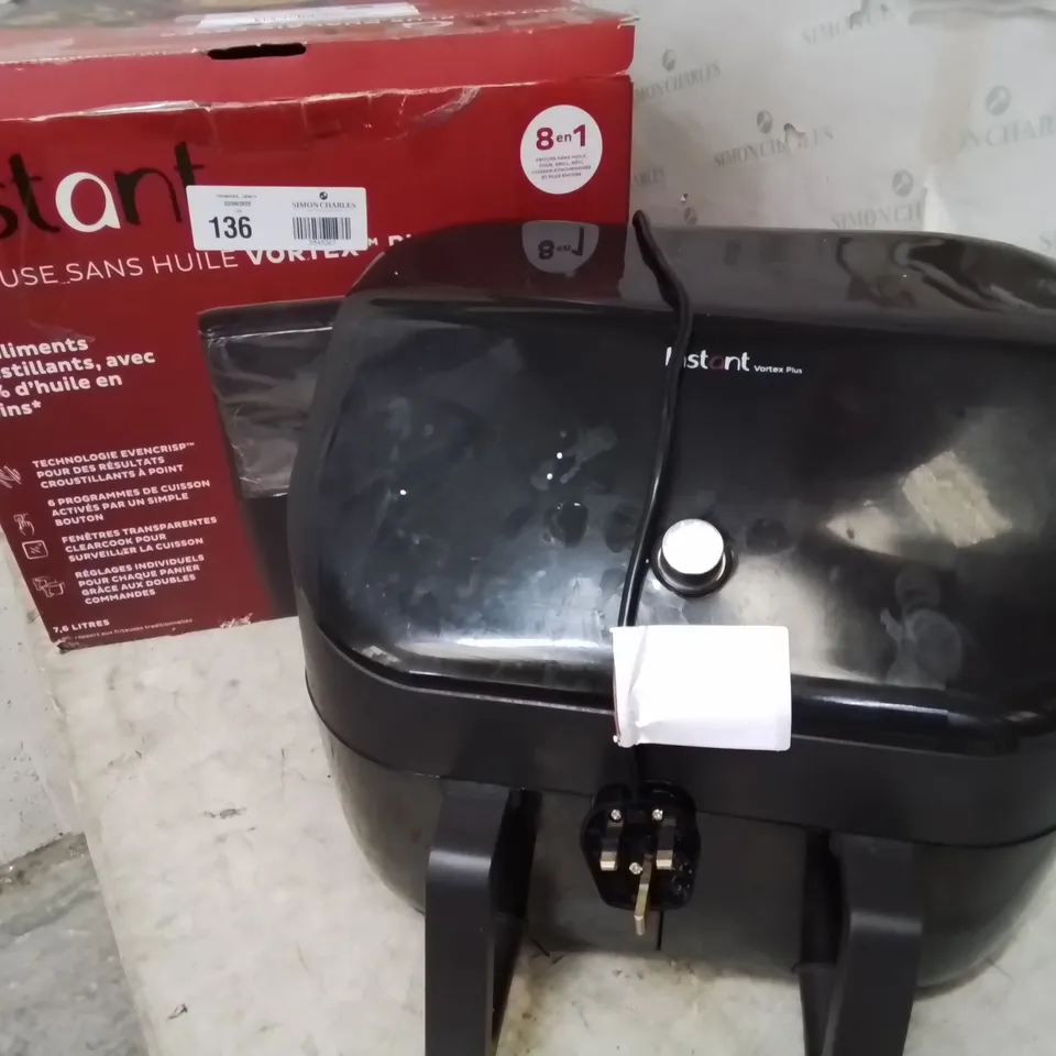 BOXED INSTANT VORTEX 8 IN 1 PLUS DOUBLE AIR FRYER 7.6L 