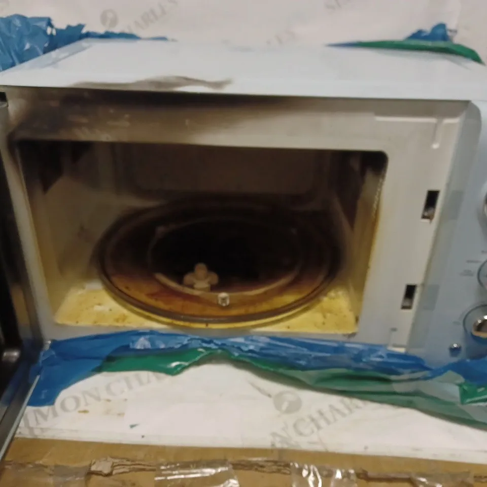 SWAN 800W RETRO MICROWAVE OVEN - BLUE