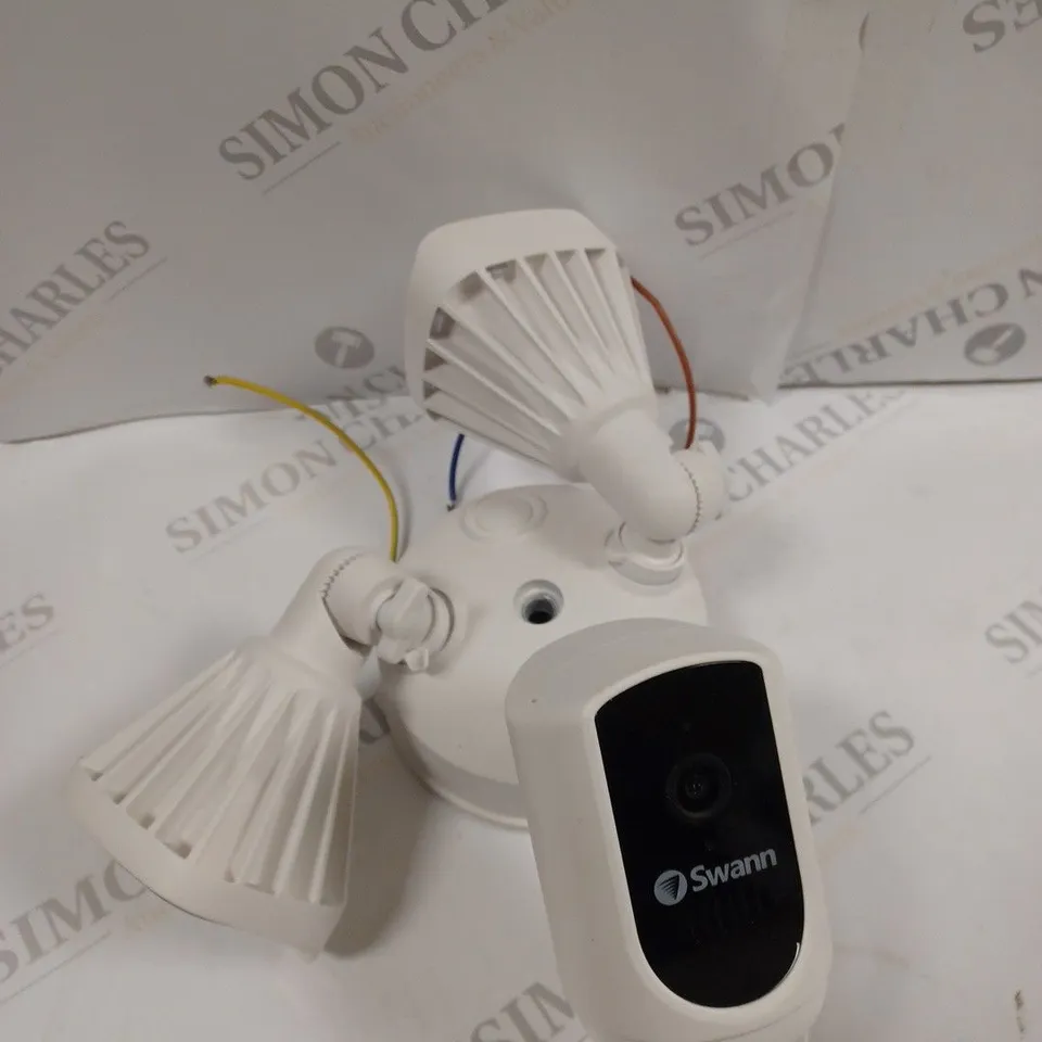 BOXED SWANN FLOODLIGHT SECURITY SYSTEM 