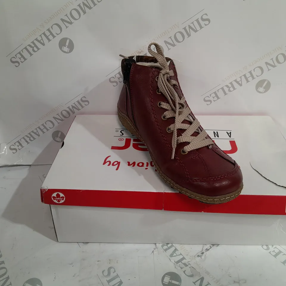 RIEKER LACE UP ANKLE BOOT 6.5