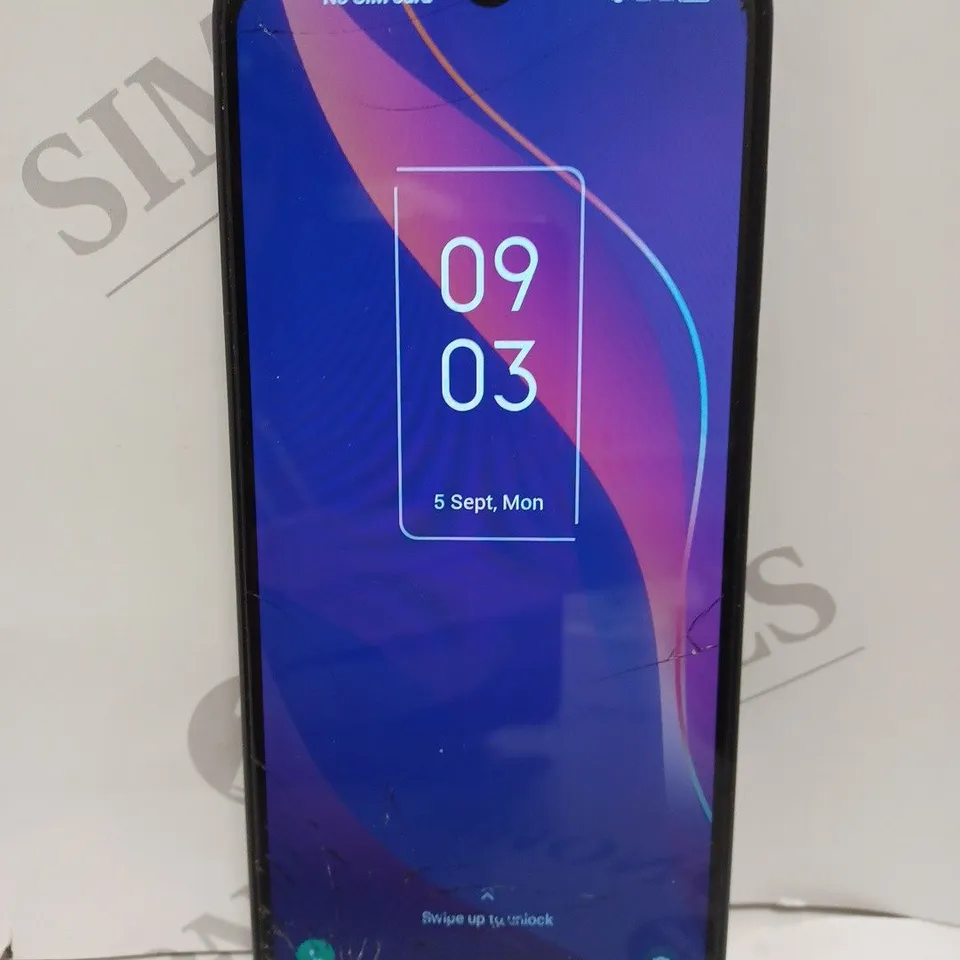 TCL 306 SMARTPHONE 