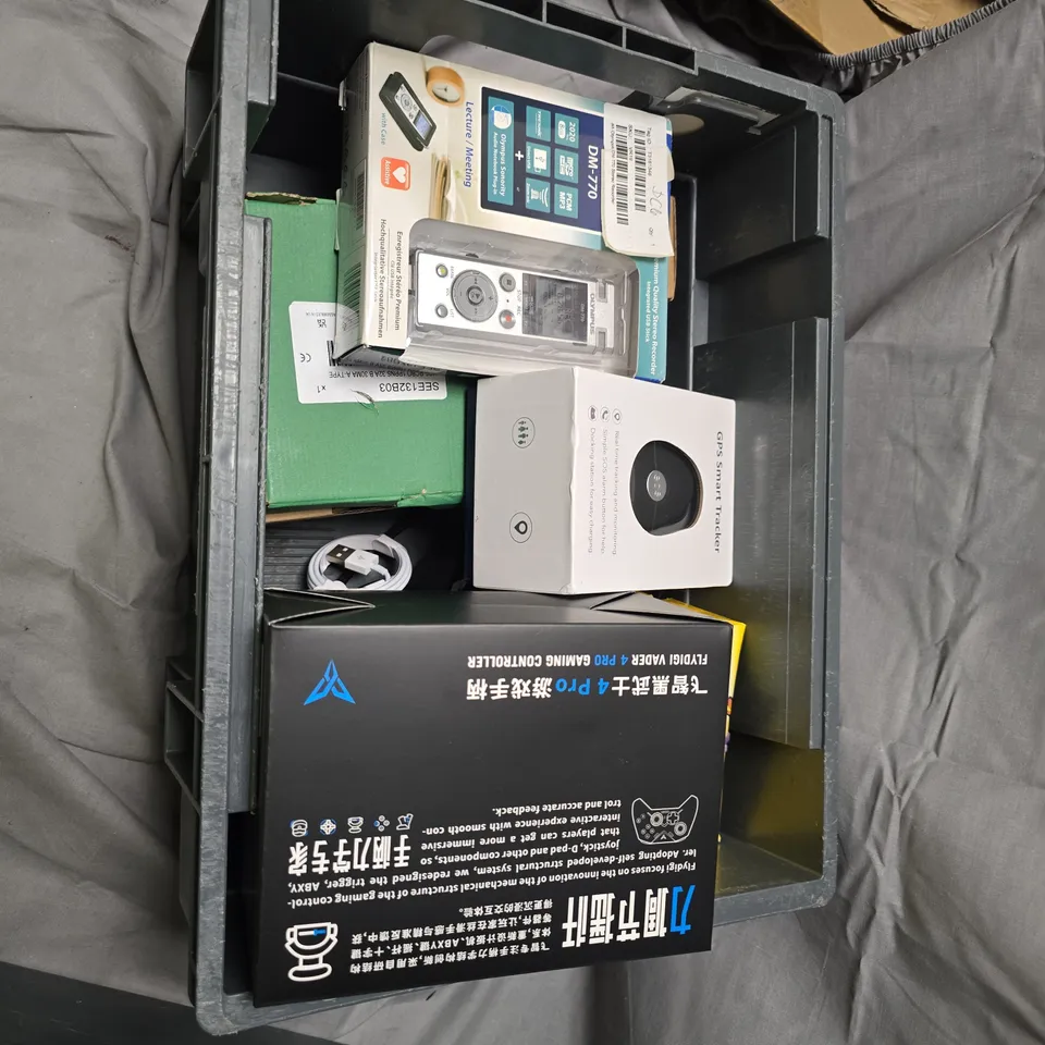 GPS TRACKER KIT & MISC ELECTRONICS – MIXED LOT