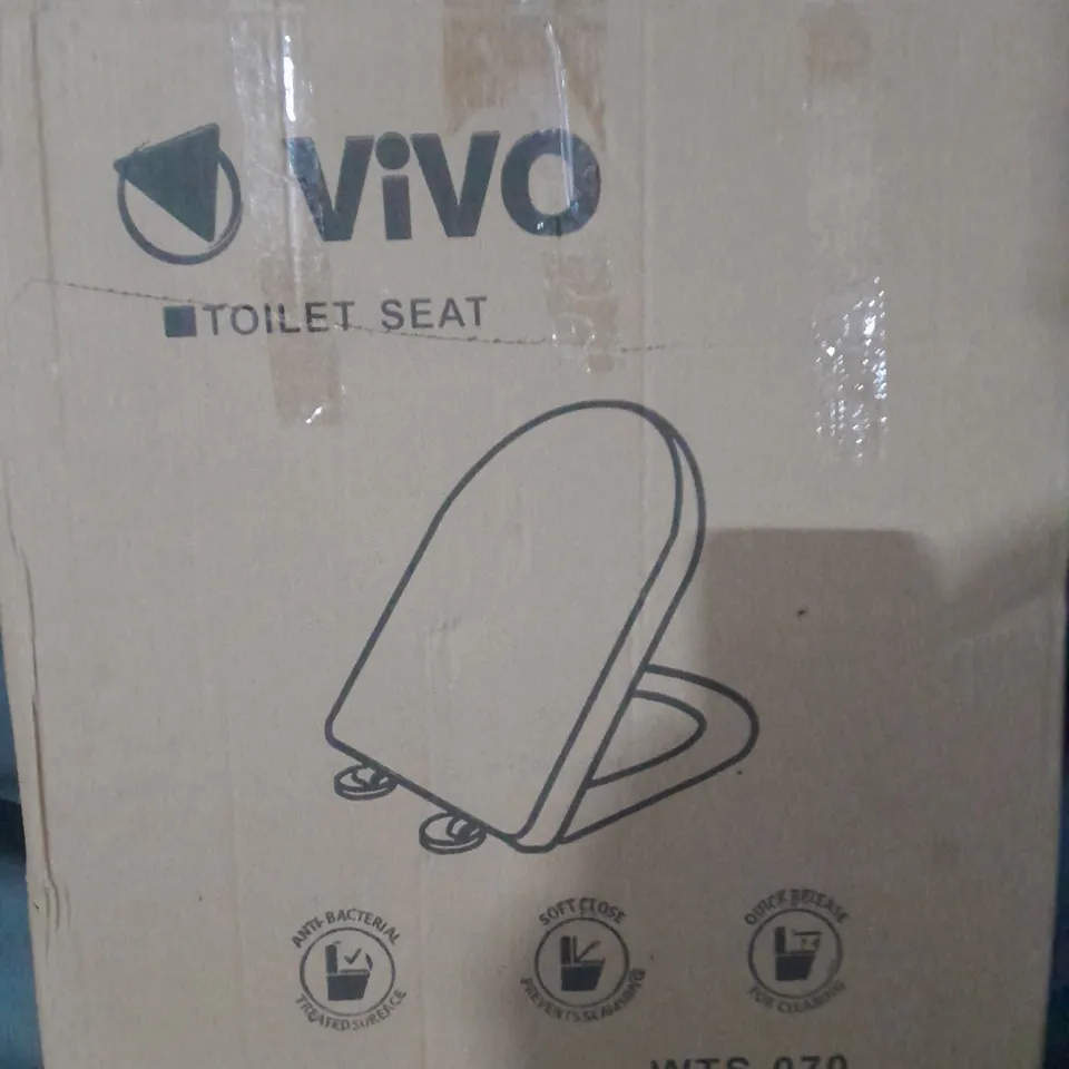 BOXED VIVO PREMIUM SOFT CLOSE TOILET SEAT 