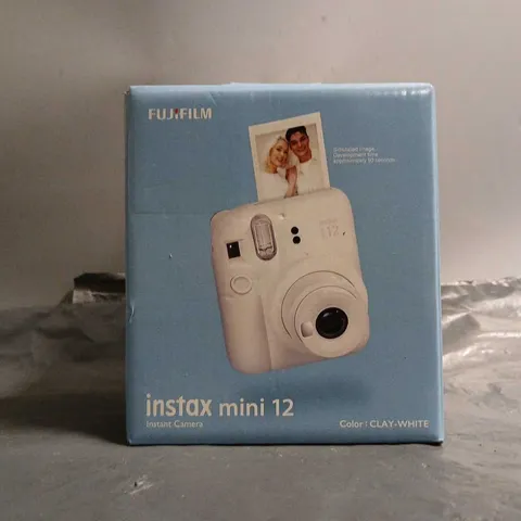 FUJIFILM INSTAX MINI 12 