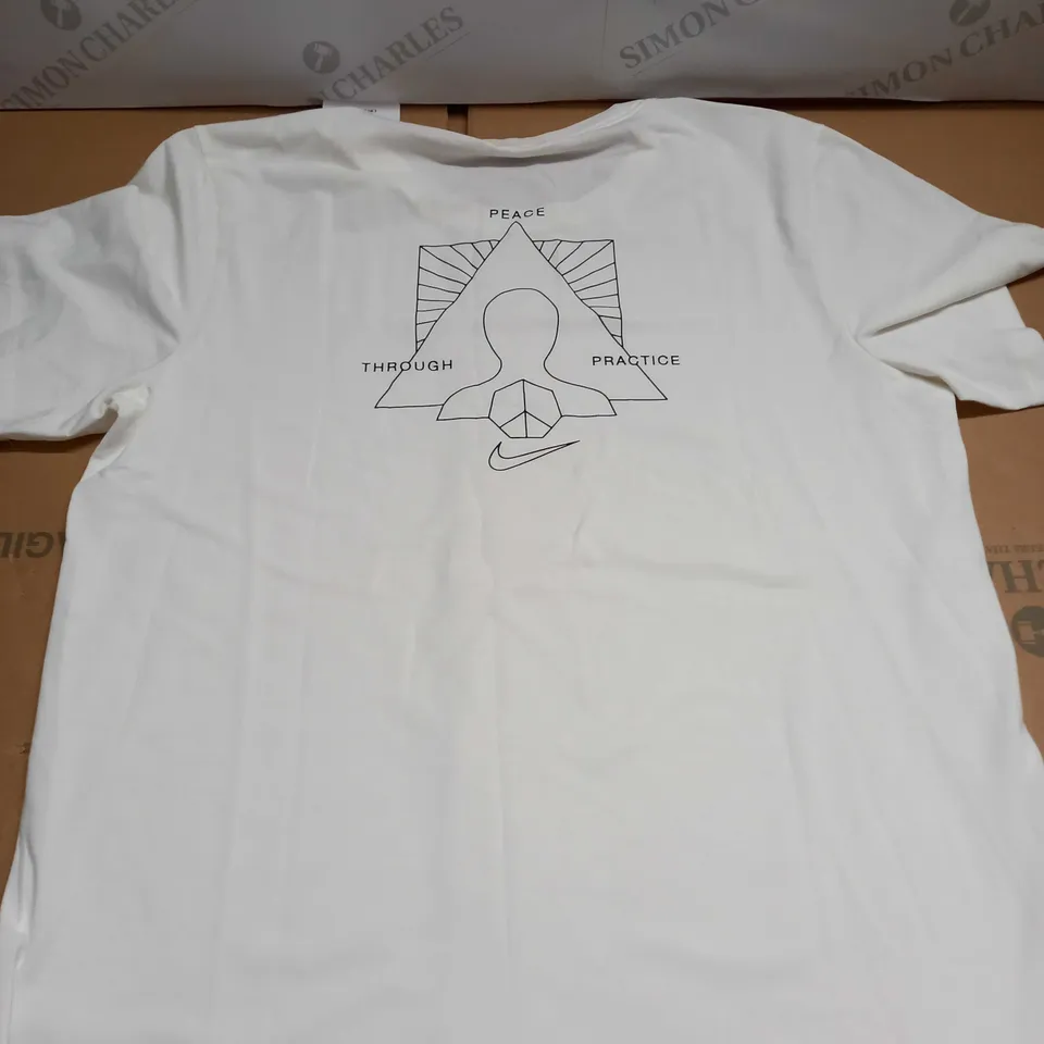 NIKE YOGA T-SHIRT SIZE S