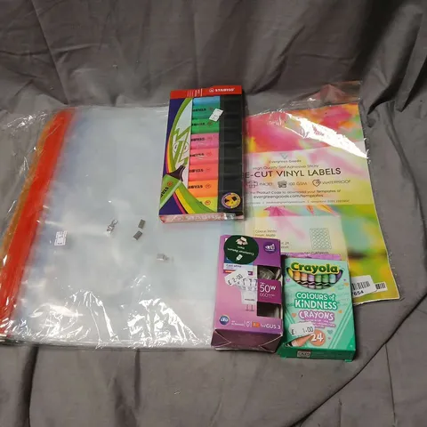 BOX OF APPROX 20 ASSORTED ITEMS TO INCLUDE  VINYL LABELS, CRAYOLA CRAYONS, STABILO PACK + BINDER SLEEVES 