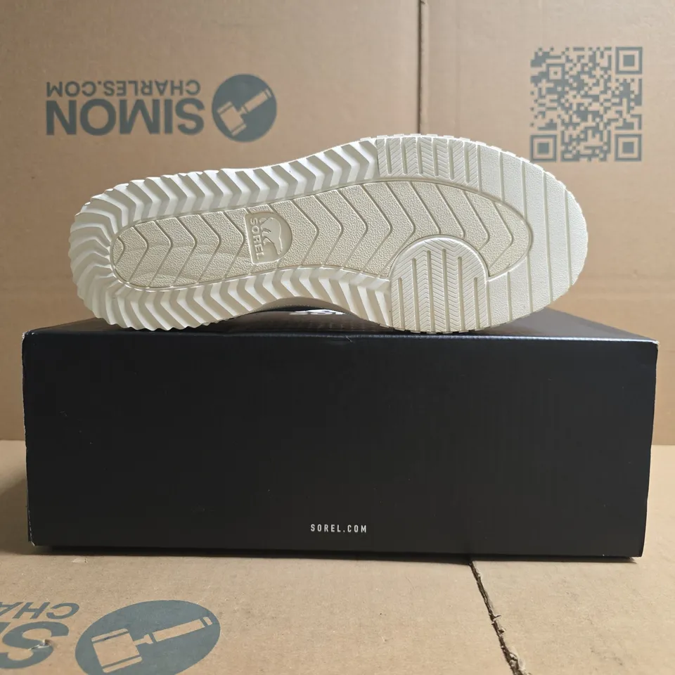 BOXED PAIR OF SOREL ONA AVE SLIP-ON TRAINERS IN WHITE SIZE UK 7.5