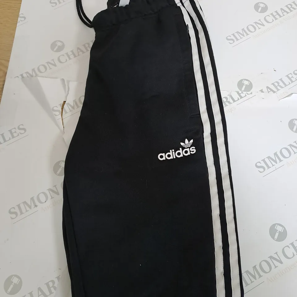 ADIDAS ORIGINAL LOGO TRACKSUIT BOTTOMS SIZE 8