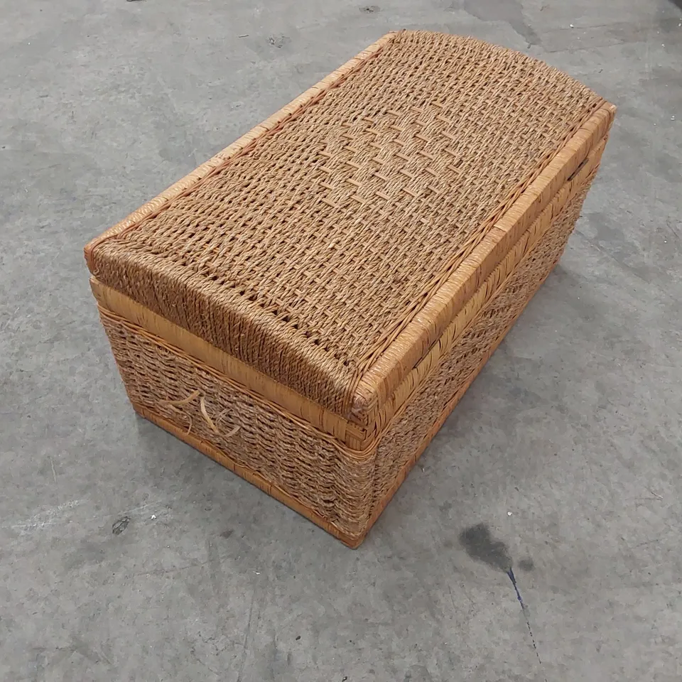 DESIGNER WICKER STORAGE CHEST 