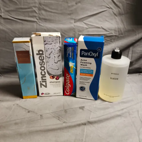 APPROXIMATELY 20 HEALTH AND BEAUTY PRODUCTS TO INCLUDE BYREDO SUEDE HAND WASH, COLGATE TOOTHPASTE AND PANOXYL ACNE FOAMING WASH