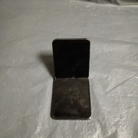 SAMSUNG GALAXY Z FLIP5 256GB – BLACK 