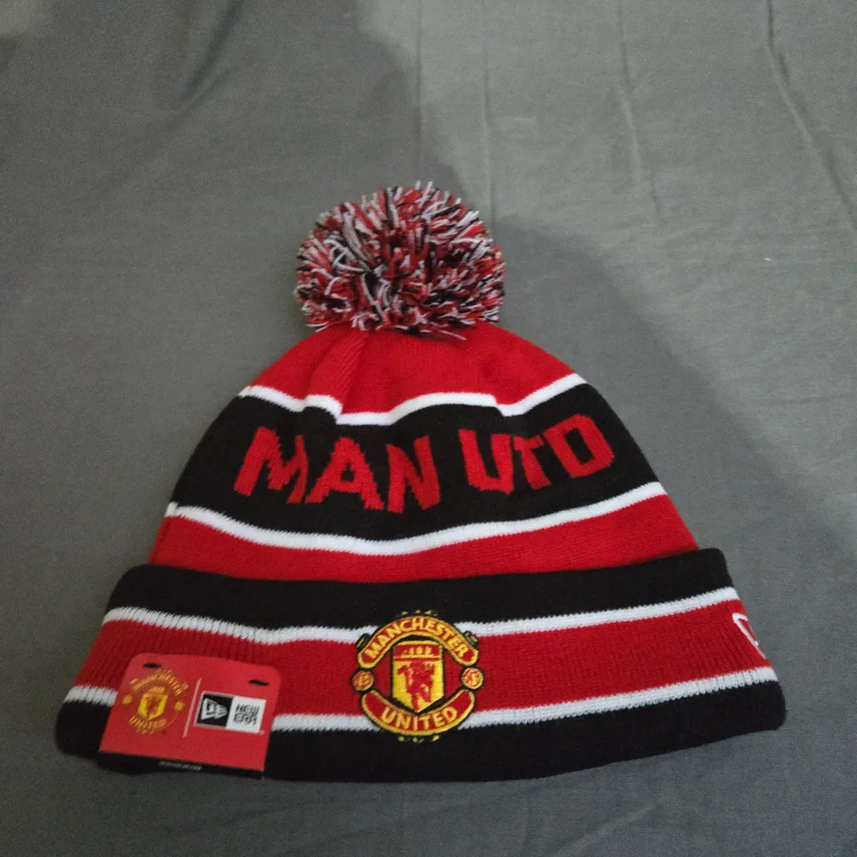 OFFICIAL MANCHETSER UNITED BEANIE HAT