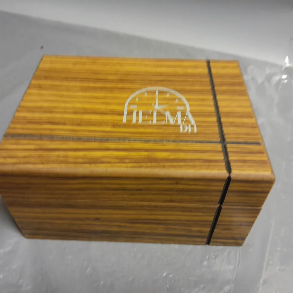 MENS HELMHA DH WATCH WITH STAINLESS STEEL STRAP, 3ATM WATER RESISTANT IN LUXURY GIFT BOX