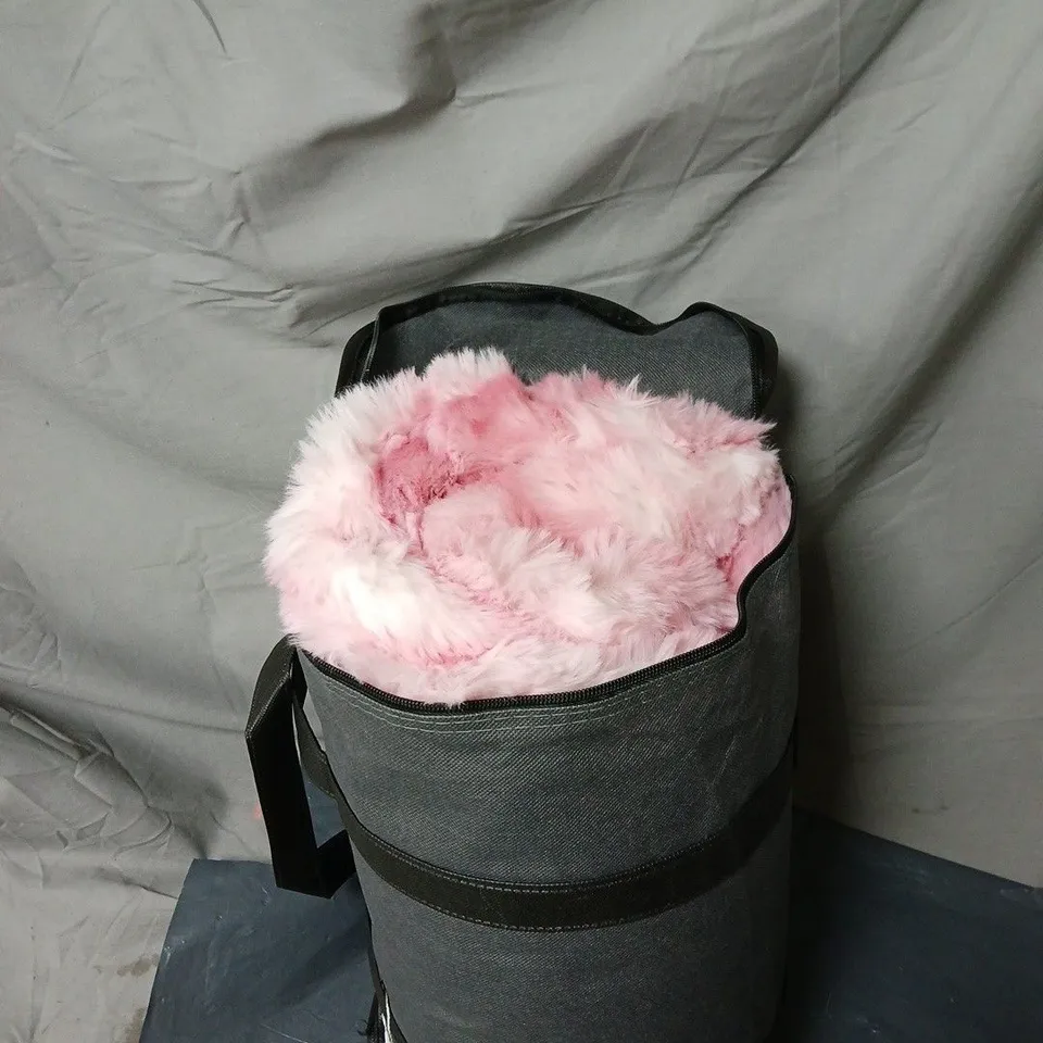 PINK THROW/BLANKET IN CARRY BAG 150X 200 CM