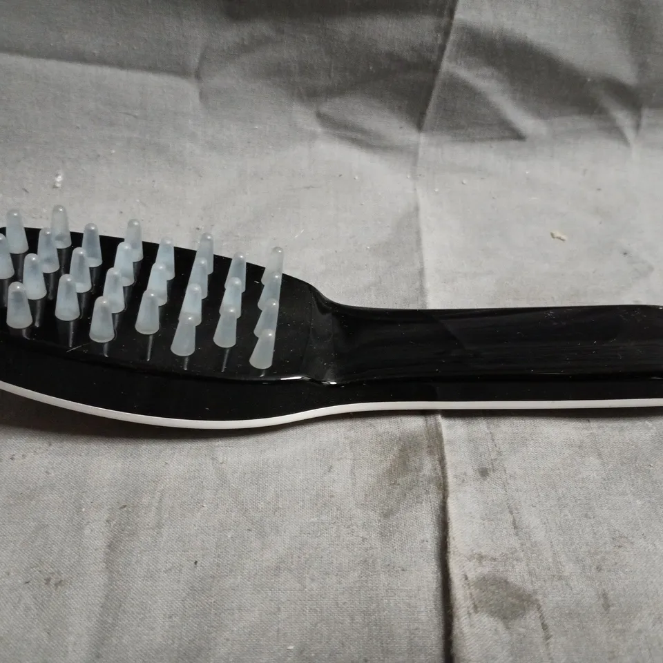 OPATRA LONDON LUX BRUSH