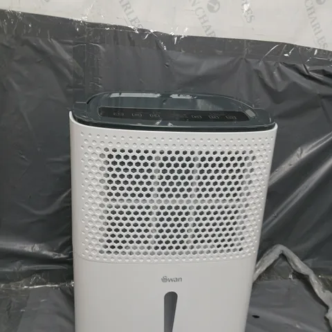 SWAN 10-LITRE DEHUMIDIFIER - WHITE