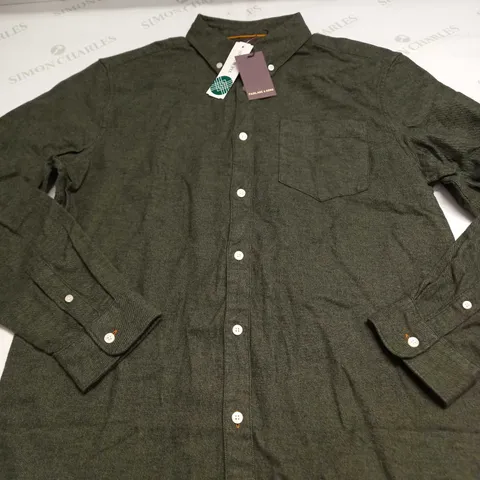 FAIRLANE AND SONS REGULAR FIT TWO TONE COTTON LONG SLEEVED SHIRT SIZE L