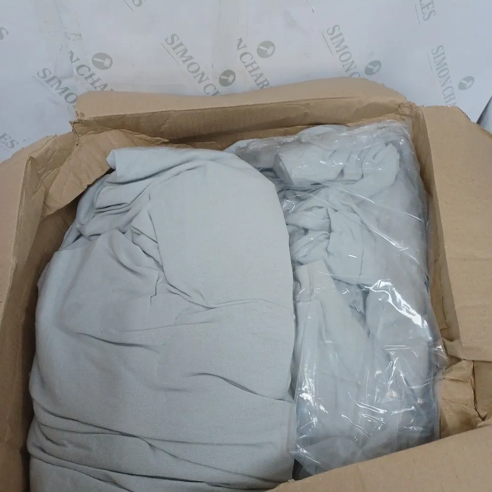 3 PIECE DUVET SETOFF- GREY KING