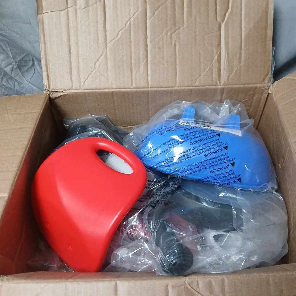 COLOURFUL LIGHTING KIDS TRICYCLE – BOXED 