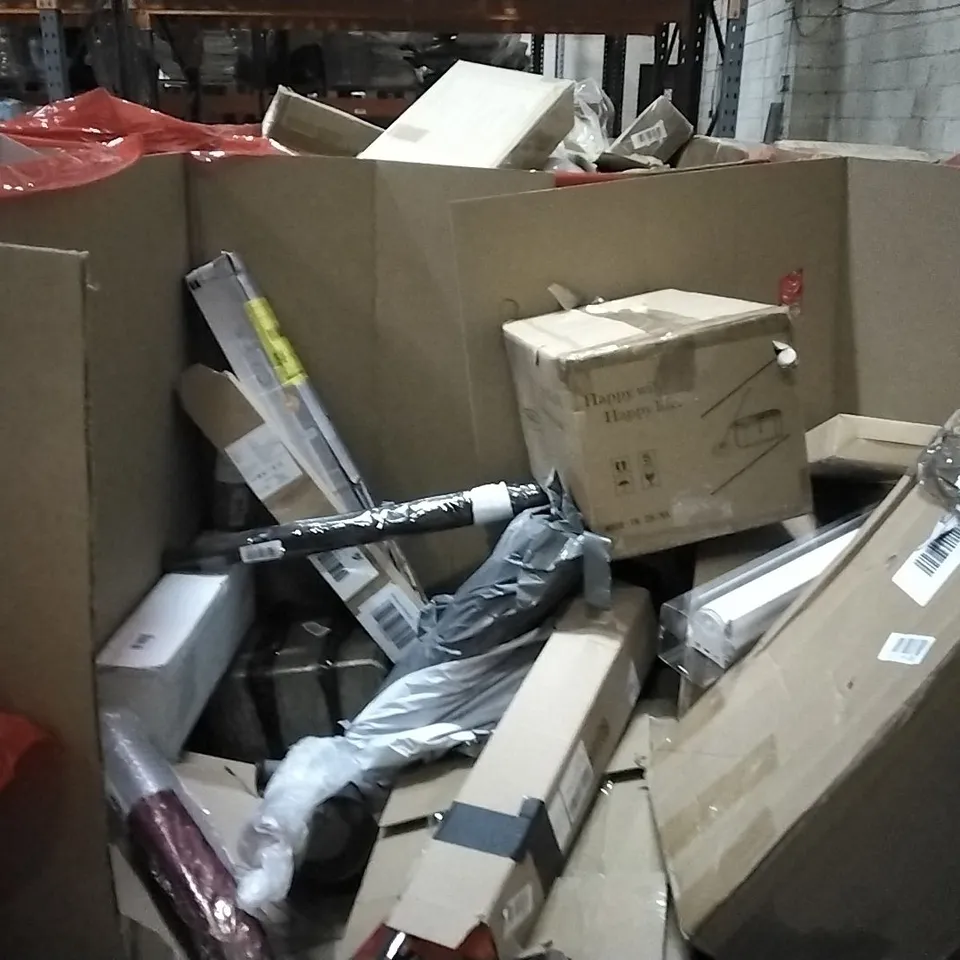 PALLET OF HOUSEHOLD ITEMS TO INCLUDE TURNTABLE SYSTEM, AQUARIUM CLIP LIGHT, BIKE STAND, PILATES KIT AND OTHER ASSORTED ITEMS...