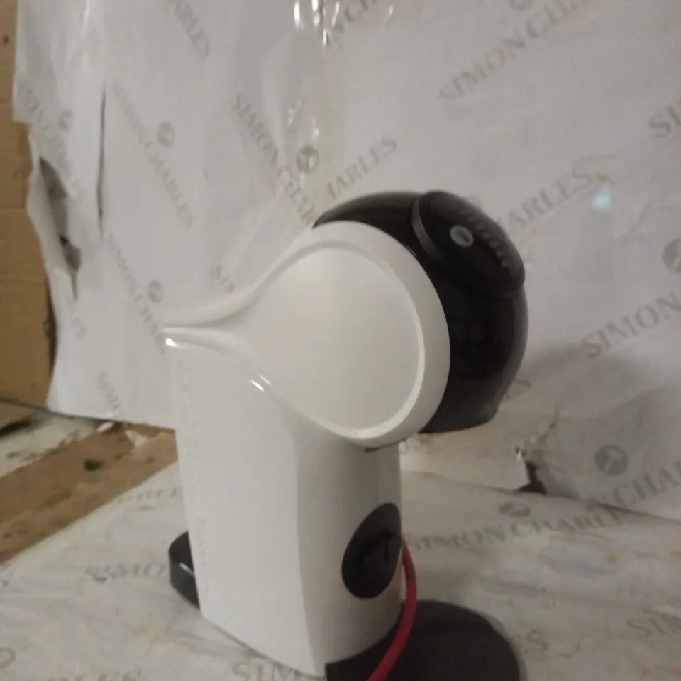 DE'LONGHI DOLCE GUSTO EDG225.W GENIO S POD COFFEE MACHINE