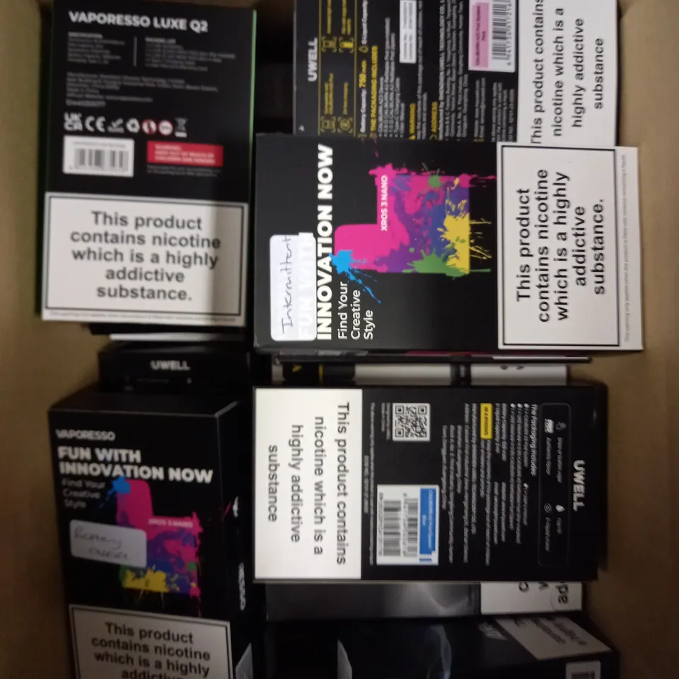 APPROXIMATELY 20 VAPES & E-CIGARETTES TO INCLUDE DRAG 4, VOOPOO, CALIBURN ETC 