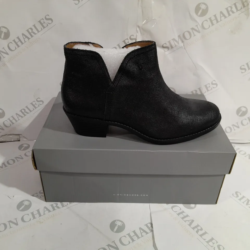 BOXED VIONIC ORTHOTIC FELICITY LIV ANKLE BOOTS - METALLIC BLACK - SIZE 6