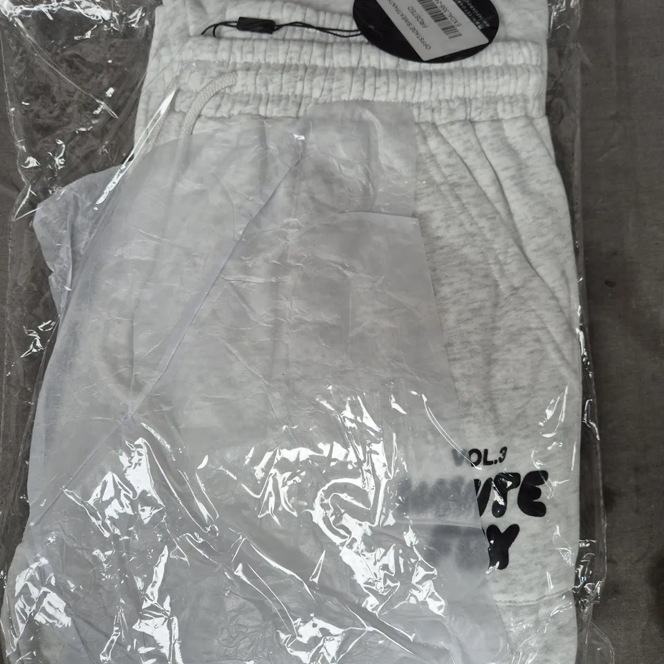 WHITE FOX OFFSTAGE SWEATPANTS IN IN FROSTED LIGHT GREY SIZE MEDIUM