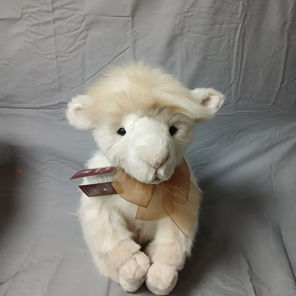 CHARLIEBEAR Trample Plush Toy – Cream Fur with Ribbon