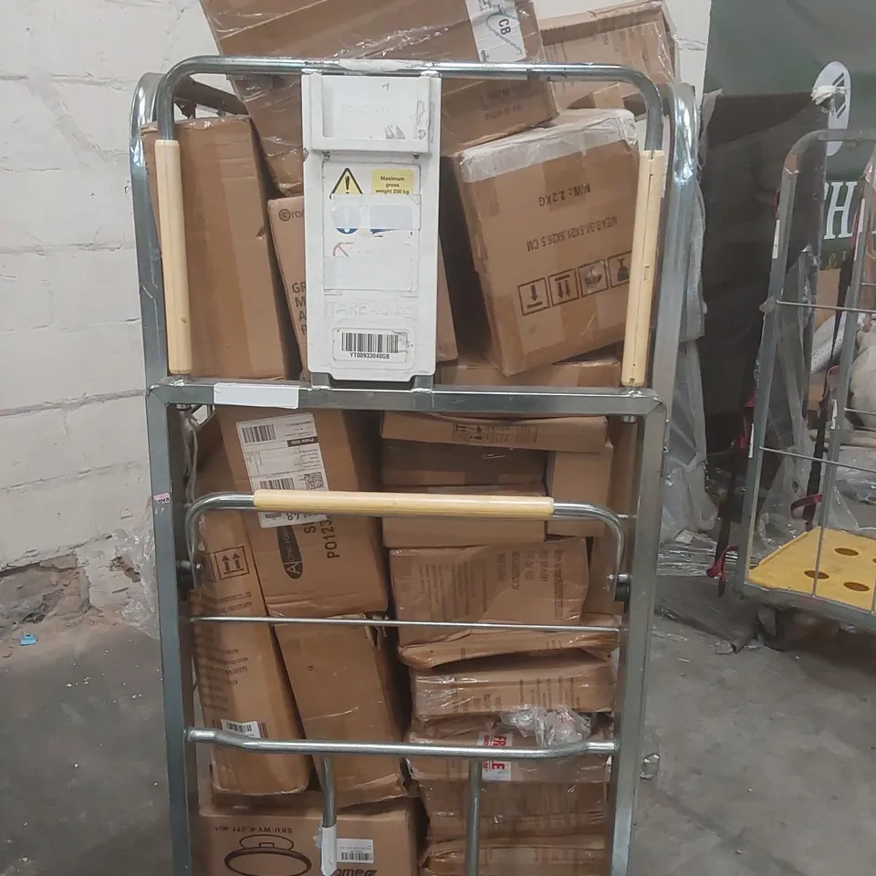CAGE CONTAINING A LARGE QUANTITY OF ASSORTED ITEMS INCLUDING: GARDEN HOSE, CLOTHES HANGERS ECT // CAGE NOT INCLUDED