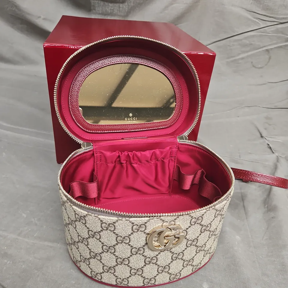 BOXED GUCCI COSMETIC BAG