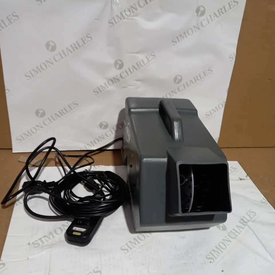 AMERICAN DJ 24W BUBBLE TRON PORTABLE BUBBLE MACHINE