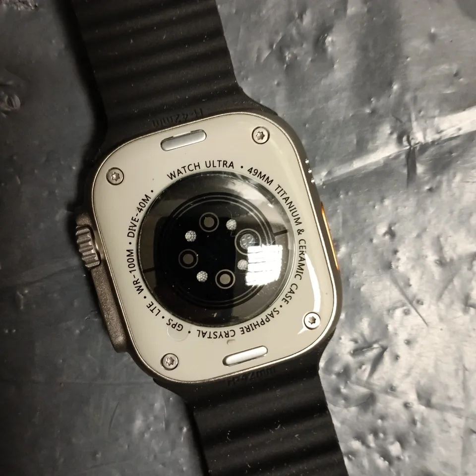 WATCH ULTRA SMARTWATCH - MODEL UNSPECIFIED 