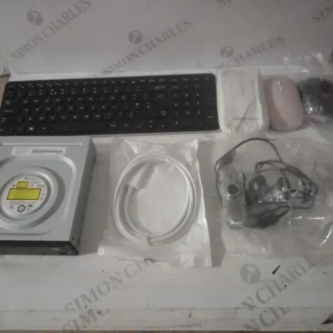 GROUP OF APPROX 5 ASSORTED COMPUTER PERIPHERALS TO INCLUDE WEBCAM, KEYBOARD, MICE ETC