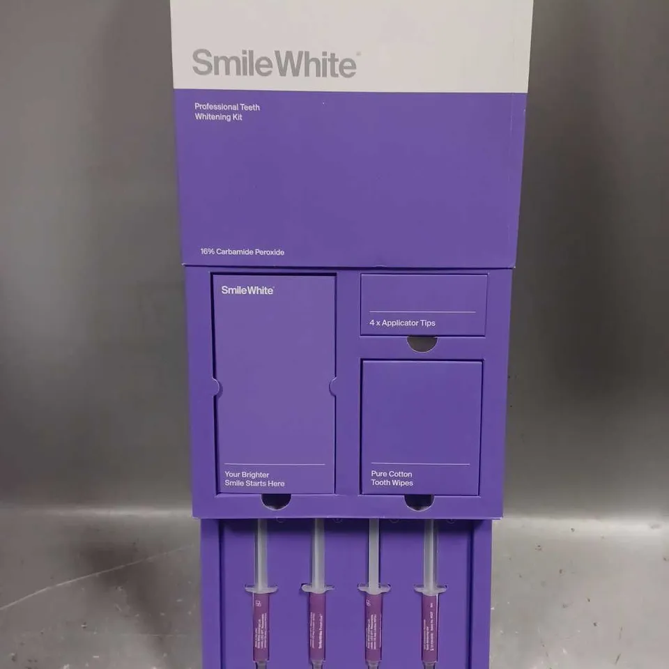 BOXED SMILE WHITE PROFESSIONAL TEETH WHITENING KIT 